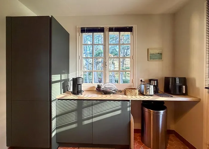 Le Clos Des Pins - - Paisible