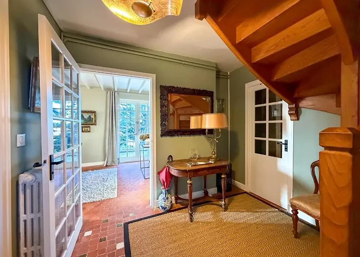 Hébergement de vacances Le Clos Des Pins - - Paisible *